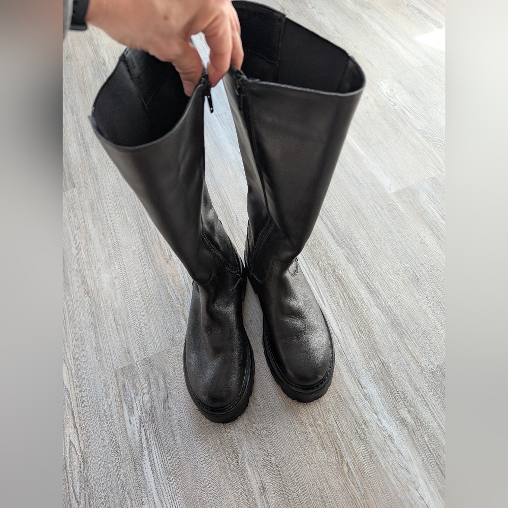 Black Knee-High Leather Boots